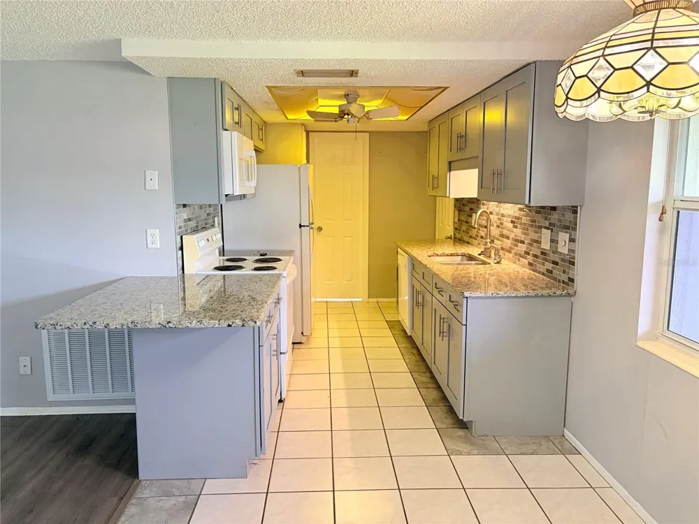 Address Not Shown Holiday, FL 34691