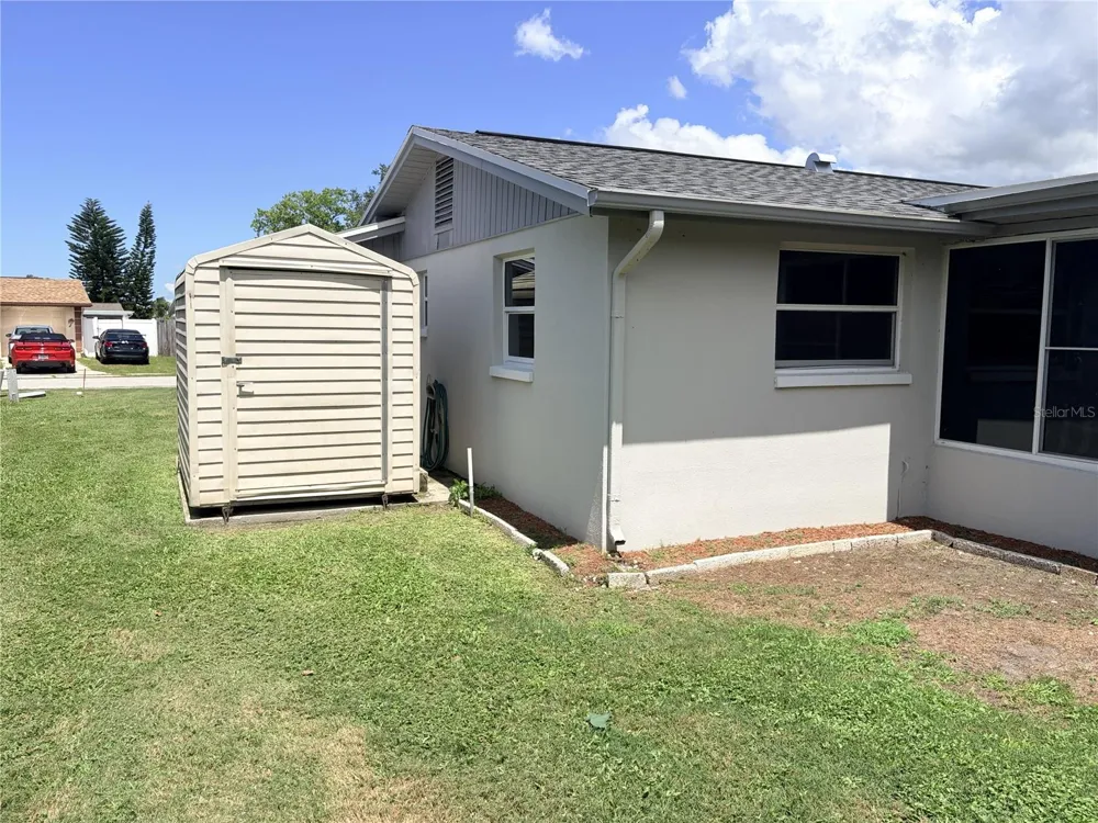 Address Not Shown Holiday, FL 34691
