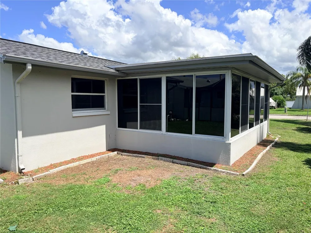 Address Not Shown Holiday, FL 34691