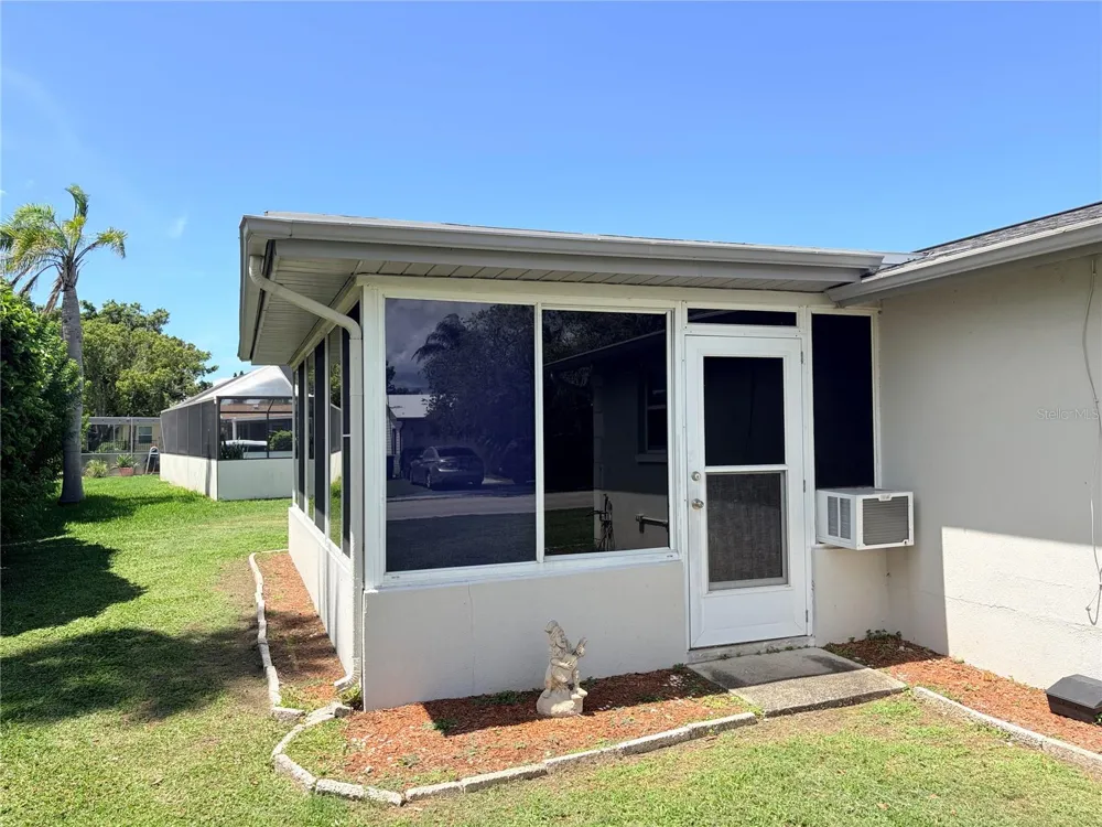 Address Not Shown Holiday, FL 34691