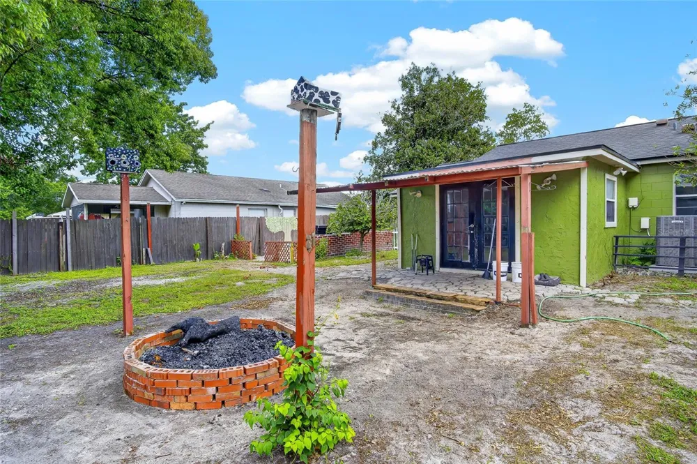 1019 PIONEER DRIVE Deltona, FL 32725