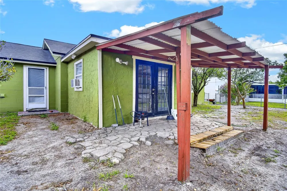 1019 PIONEER DRIVE Deltona, FL 32725