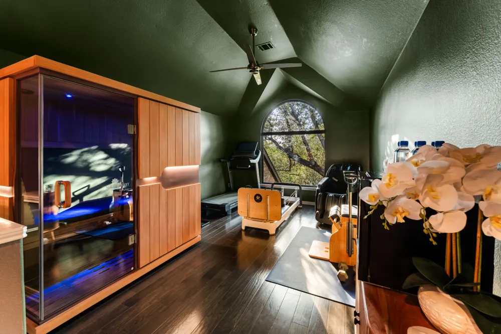 12104 Estrada Court Austin, TX 78732