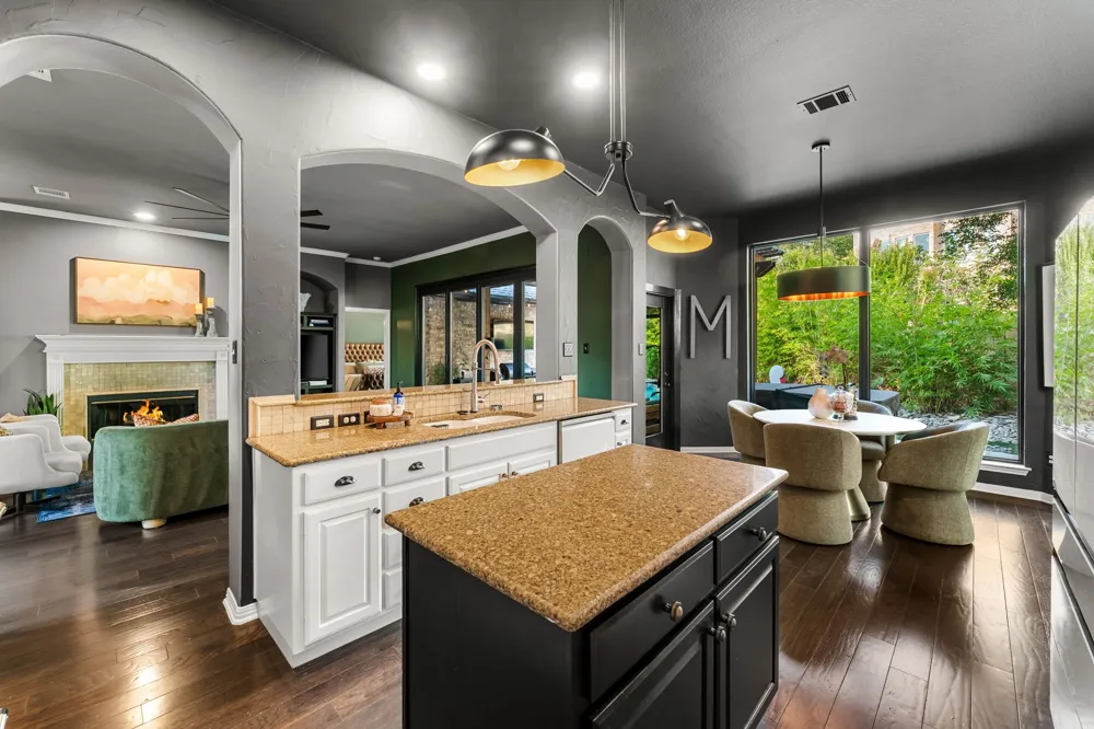 12104 Estrada Court Austin, TX 78732