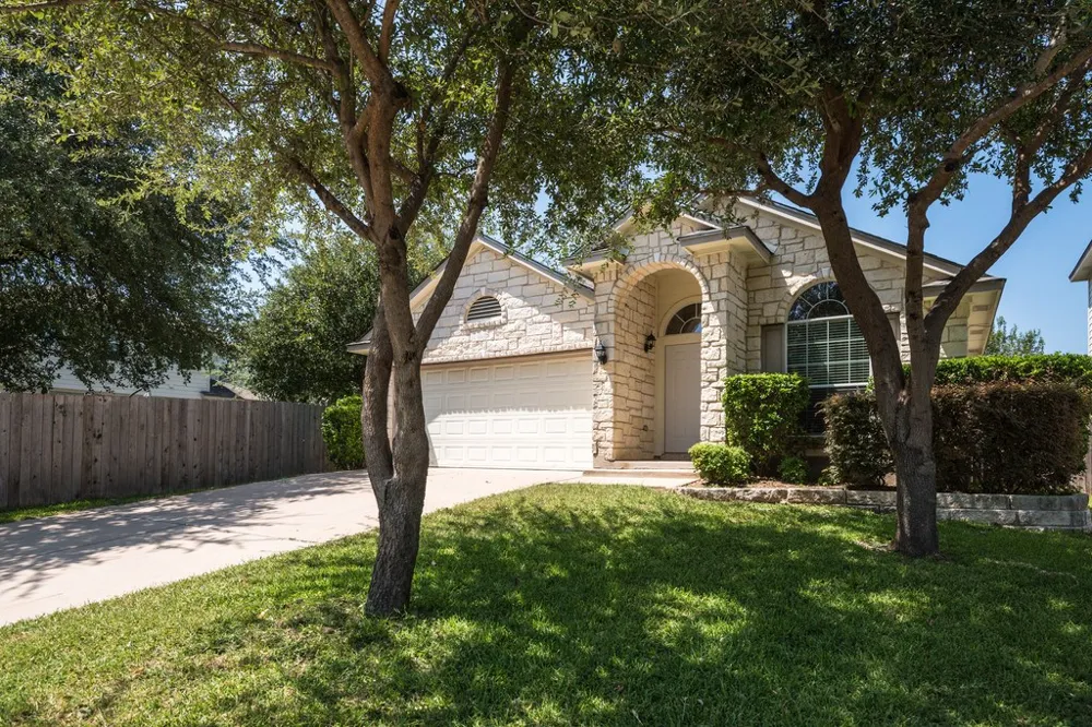 11308 Los Comancheros Road Austin, TX 78717