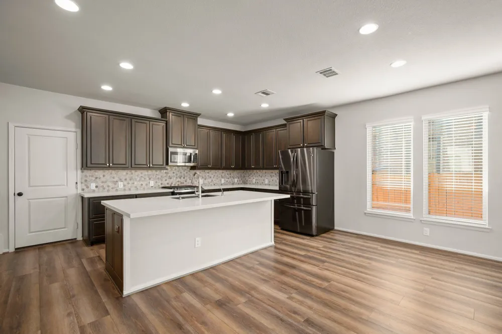 932 Azul Lagoon Drive #18 Leander, TX 78641