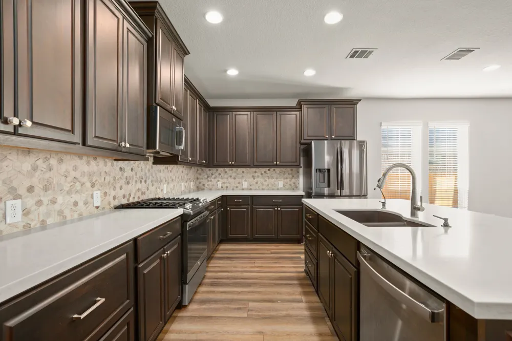 932 Azul Lagoon Drive #18 Leander, TX 78641