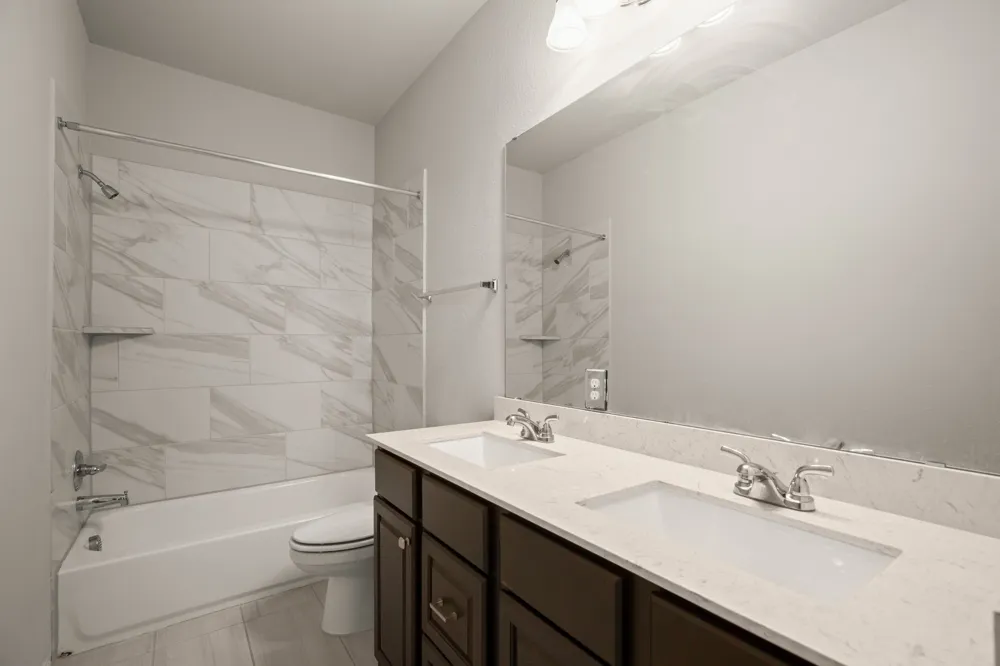 932 Azul Lagoon Drive #18 Leander, TX 78641