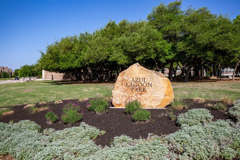 932 Azul Lagoon Drive #18 Leander, TX 78641