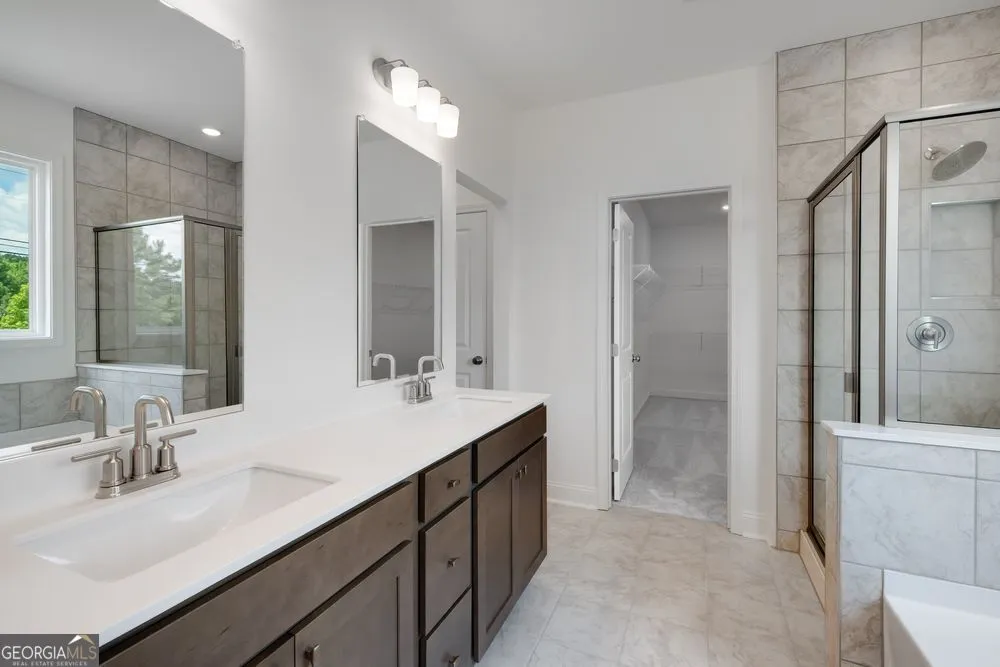8835 Chesford GRV Ball Ground, GA 30107