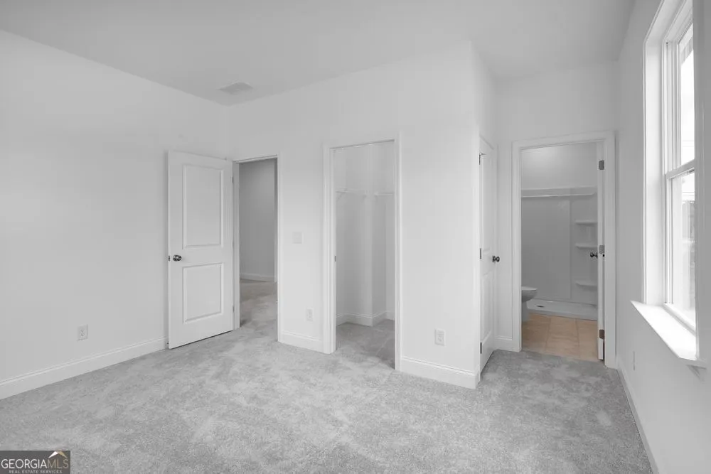 8835 Chesford GRV Ball Ground, GA 30107