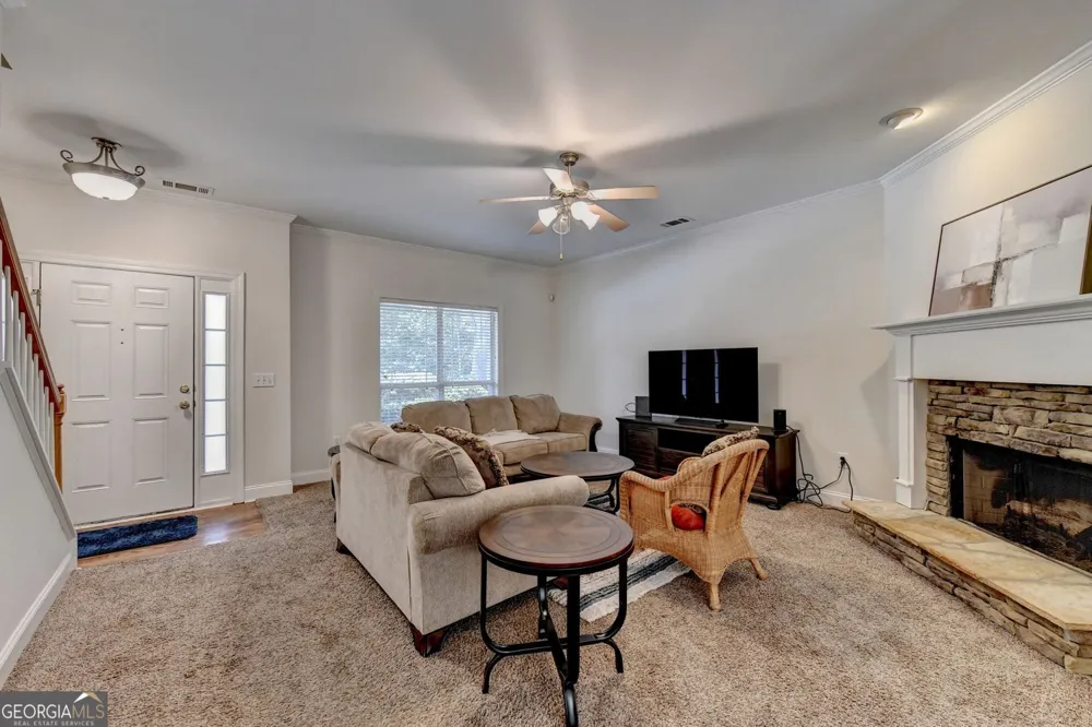 1131 3rd ST Stone Mountain, GA 30083