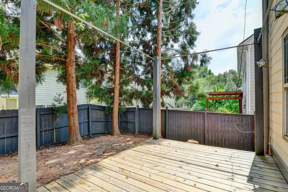 1131 3rd ST Stone Mountain, GA 30083