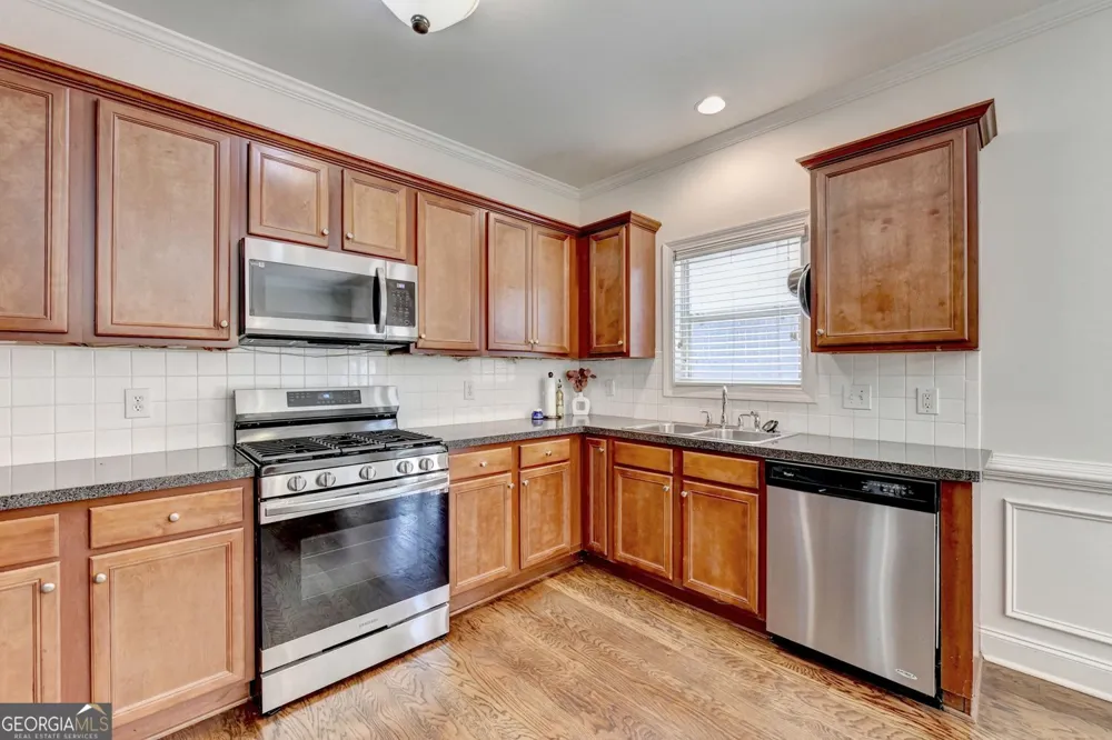 1131 3rd ST Stone Mountain, GA 30083