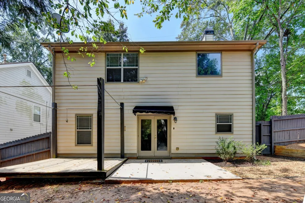1131 3rd ST Stone Mountain, GA 30083