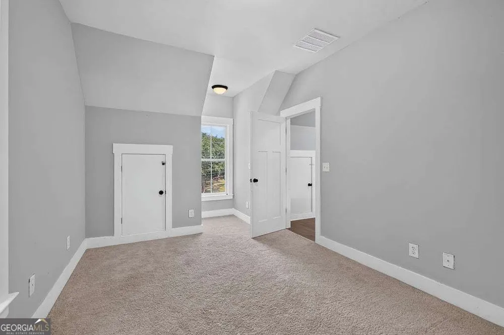 54 Roscoe RD Newnan, GA 30263