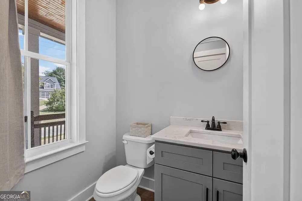 54 Roscoe RD Newnan, GA 30263
