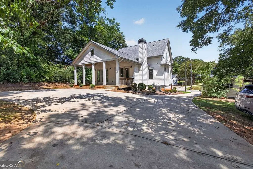 54 Roscoe RD Newnan, GA 30263