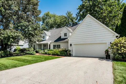 3264 Bay Road South Drive