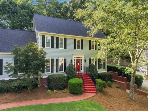 952 Hawkhorn Court