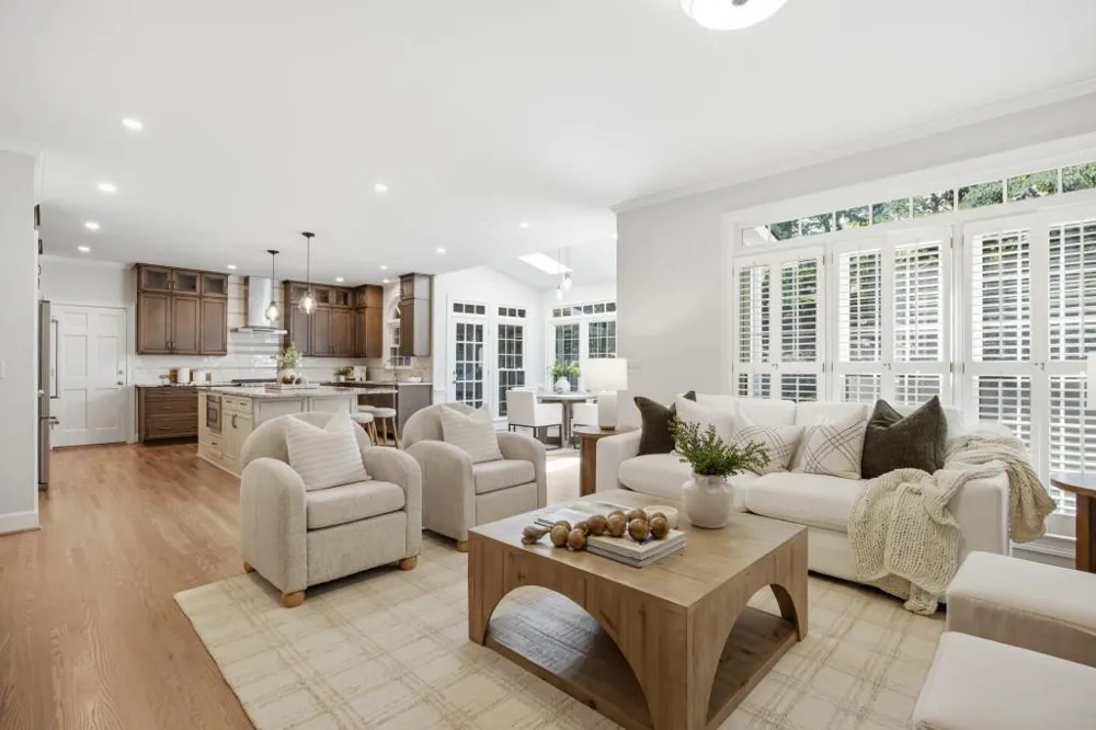 952 Hawkhorn Court Alpharetta, GA 30005