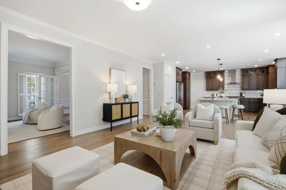 952 Hawkhorn Court Alpharetta, GA 30005