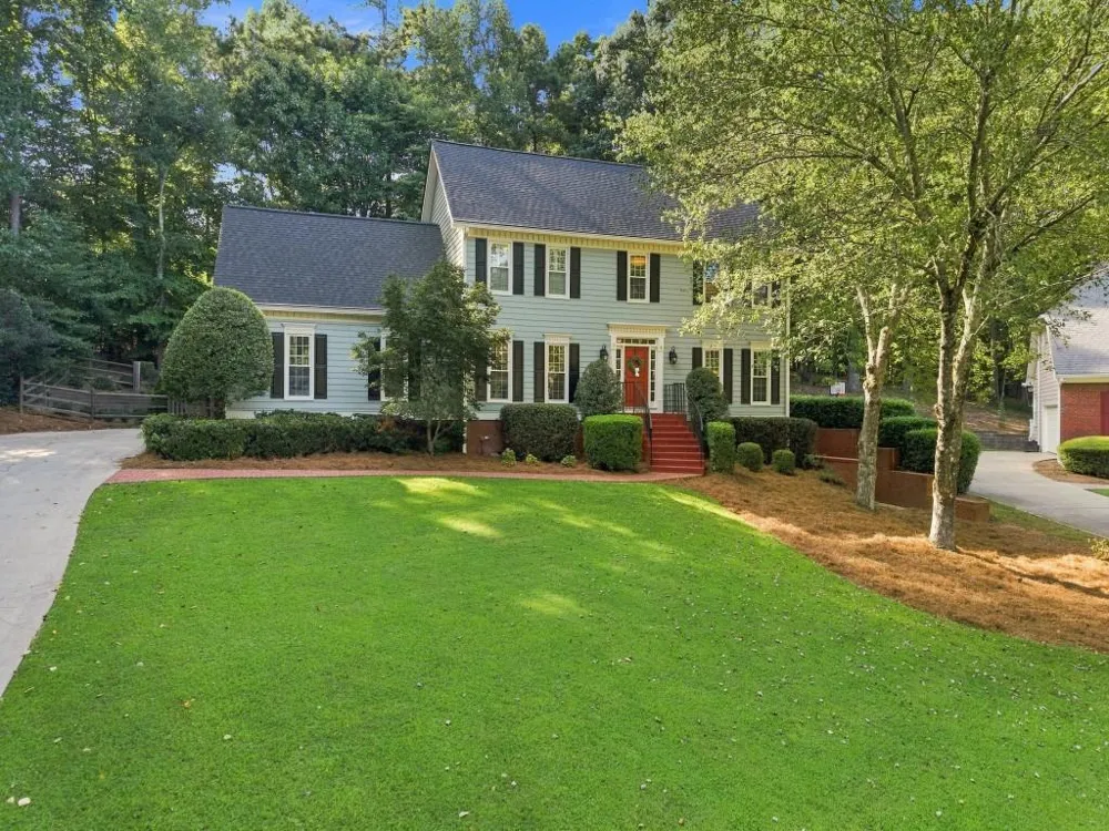 952 Hawkhorn Court Alpharetta, GA 30005