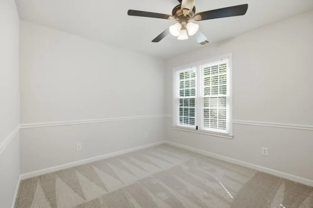 952 Hawkhorn Court Alpharetta, GA 30005