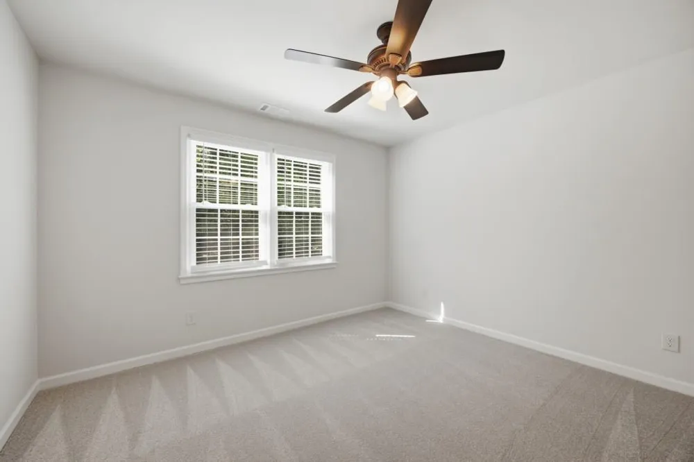 952 Hawkhorn Court Alpharetta, GA 30005