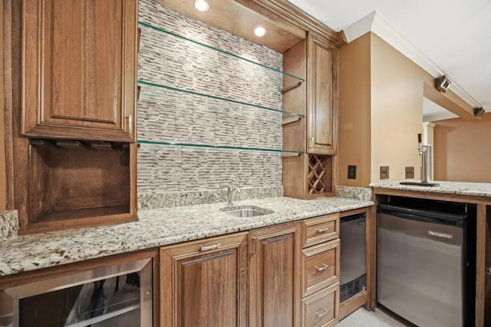 952 Hawkhorn Court Alpharetta, GA 30005