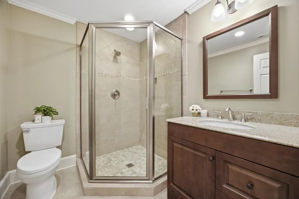 952 Hawkhorn Court Alpharetta, GA 30005