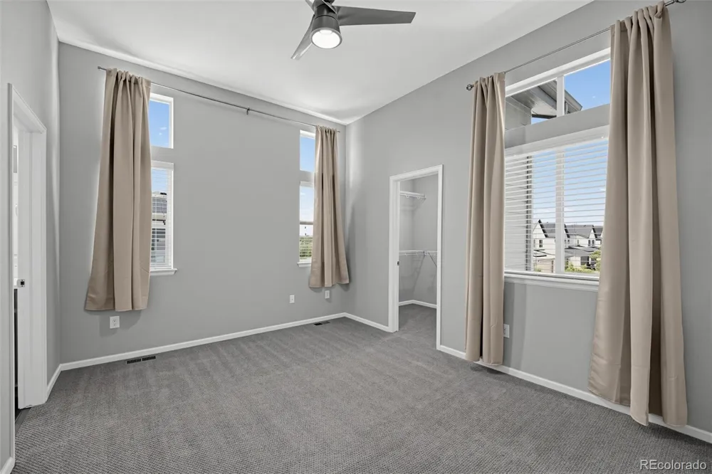 8954 E 58th Drive Denver, CO 80238