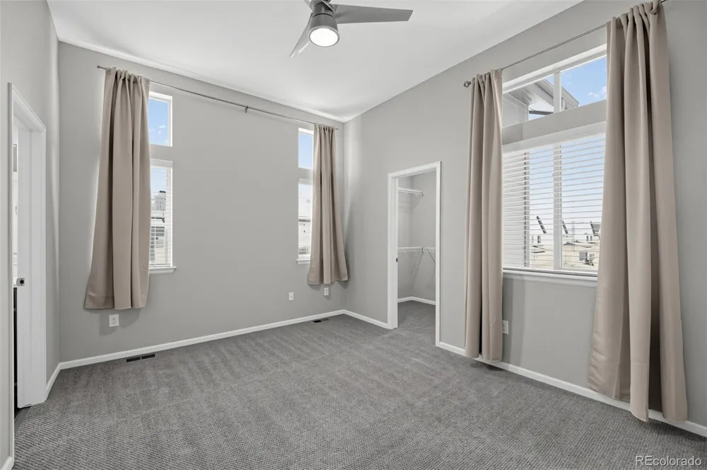 8954 E 58th Drive Denver, CO 80238