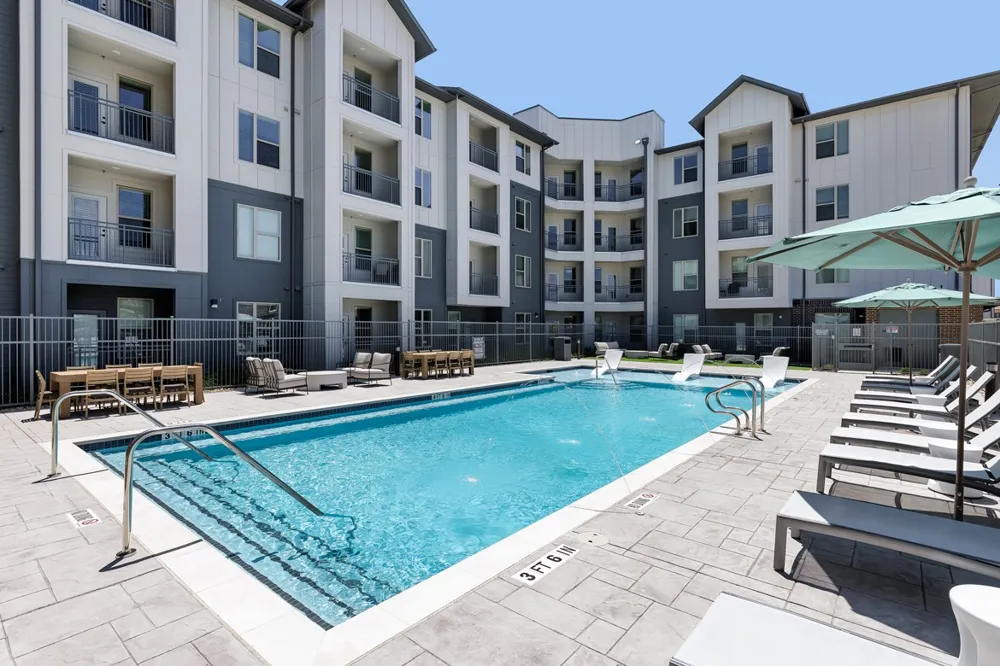 2400 Ace Lane #1125 Lewisville, TX 75067