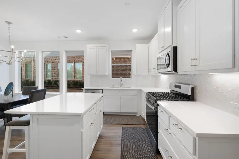 4335 Fall Blossom Drive Arlington, TX 76005