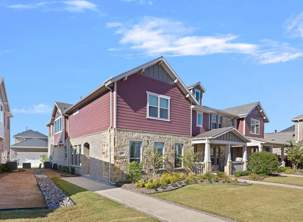 4335 Fall Blossom Drive Arlington, TX 76005