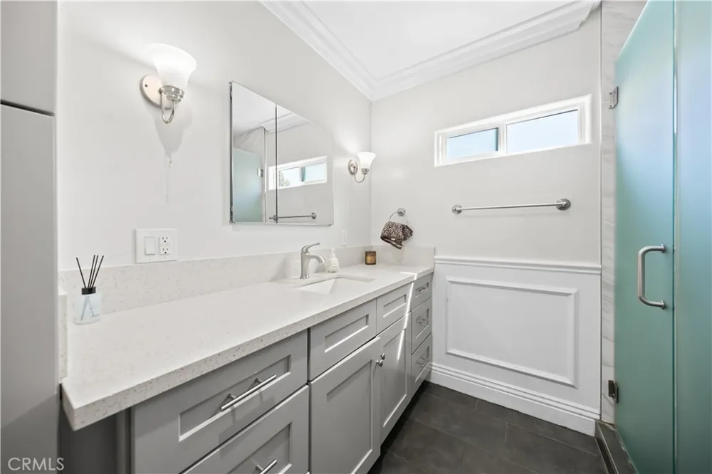 6503 Wilcox Avenue Bell, CA 90201