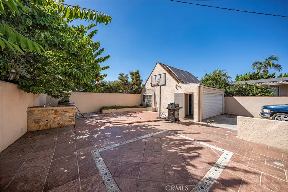 6503 Wilcox Avenue Bell, CA 90201
