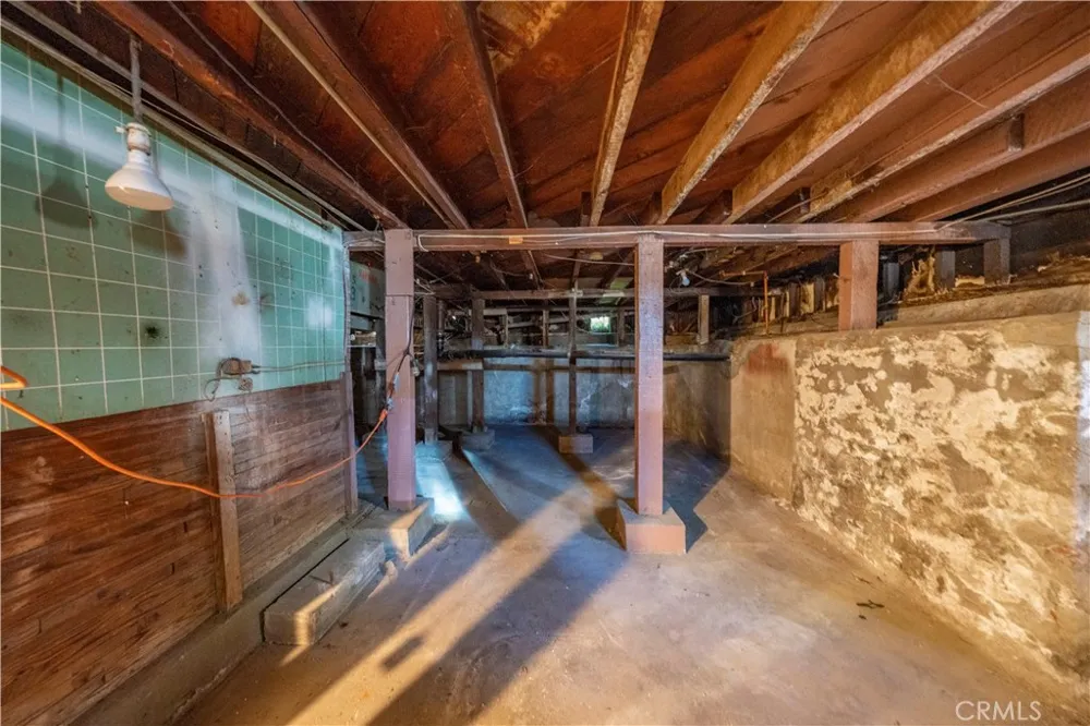 6503 Wilcox Avenue Bell, CA 90201