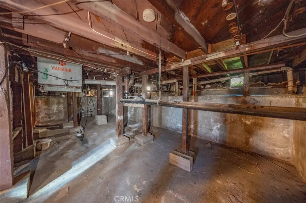 6503 Wilcox Avenue Bell, CA 90201
