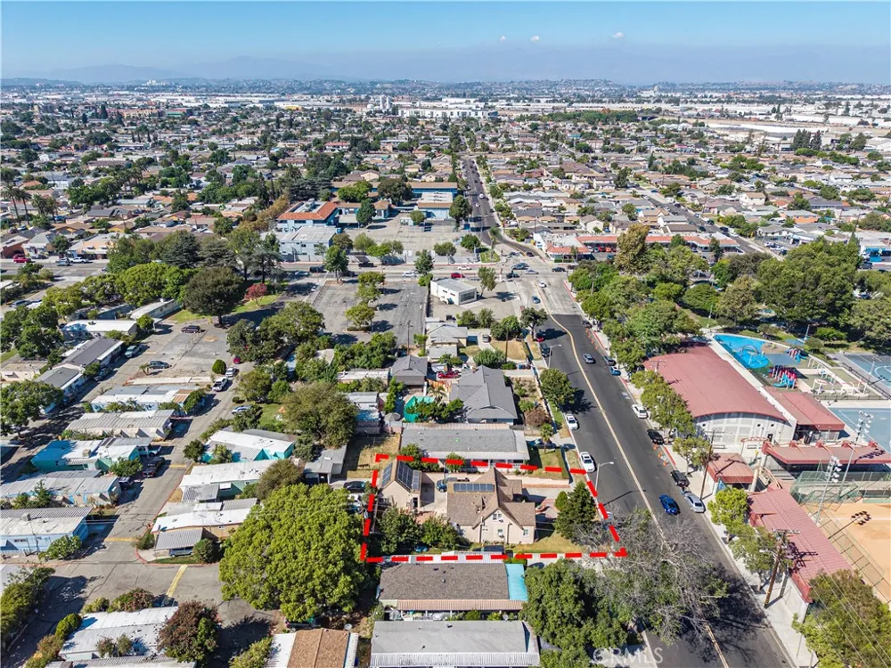6503 Wilcox Avenue Bell, CA 90201