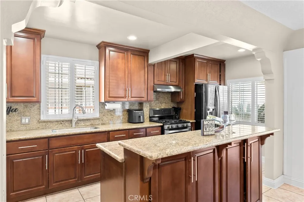 6503 Wilcox Avenue Bell, CA 90201