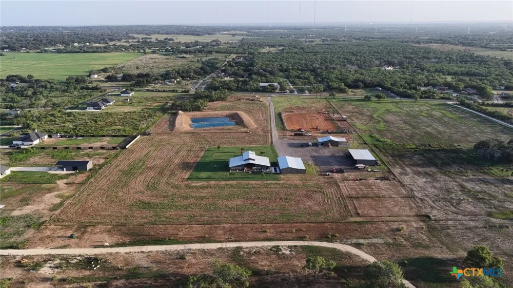 12093 Sulphur Springs Road Adkins, TX 78101
