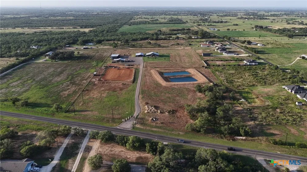 12093 Sulphur Springs Road Adkins, TX 78101