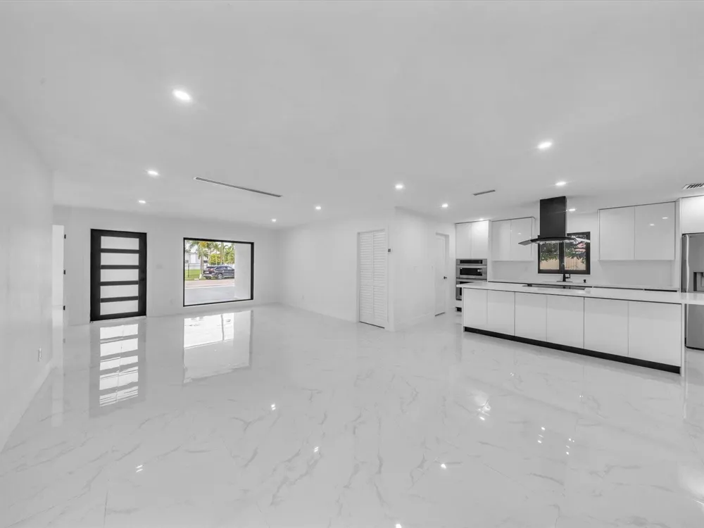 4531 SW 20th Street West Park, FL 33023
