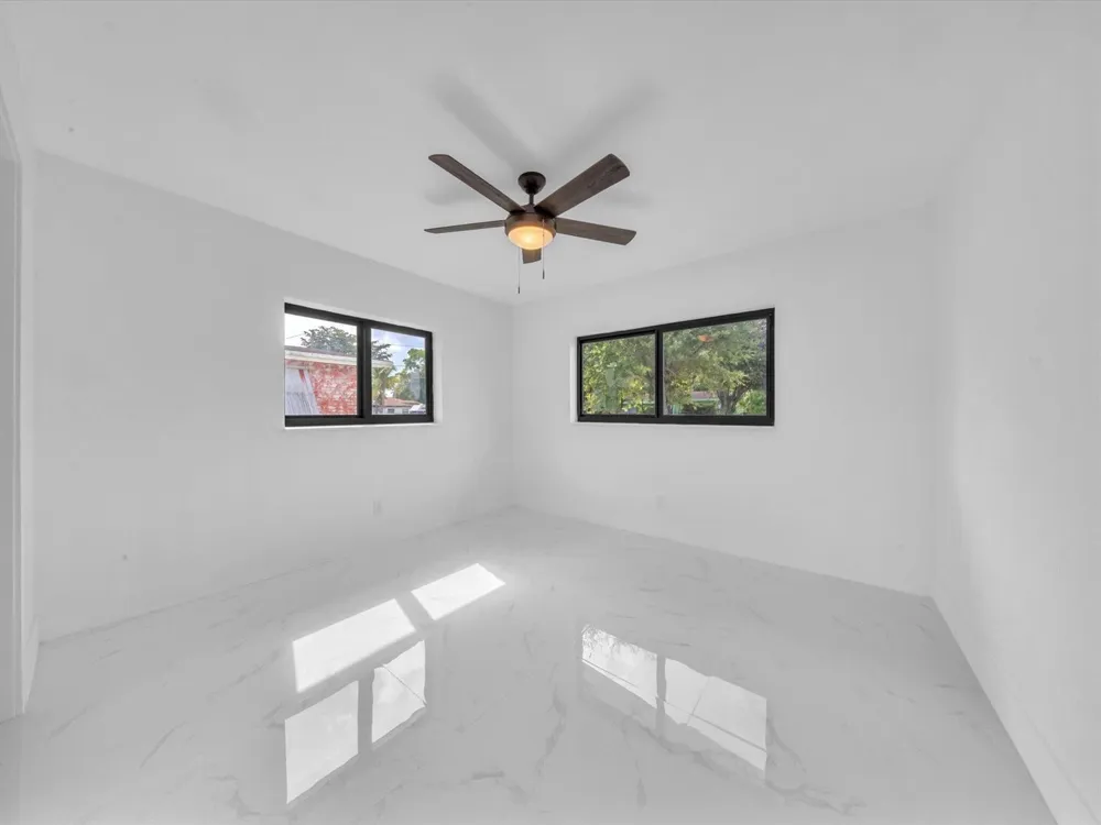 4531 SW 20th Street West Park, FL 33023