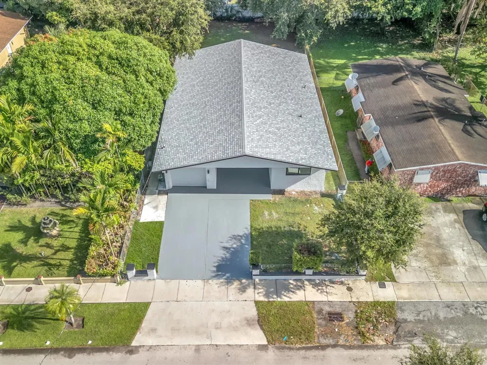 4531 SW 20th Street West Park, FL 33023