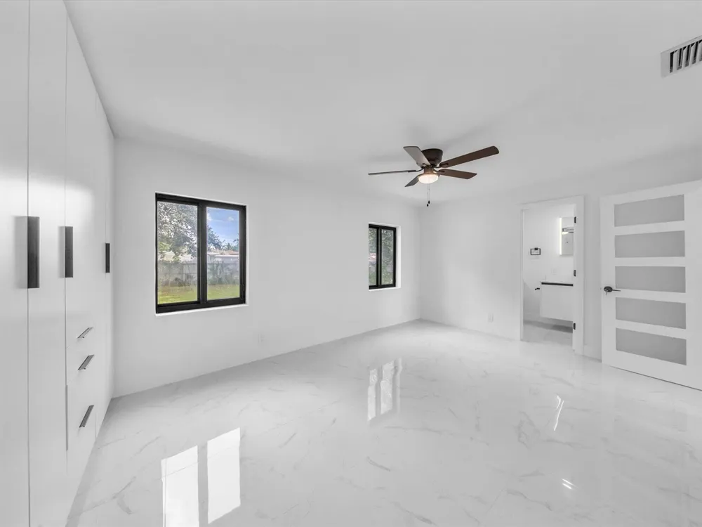 4531 SW 20th Street West Park, FL 33023