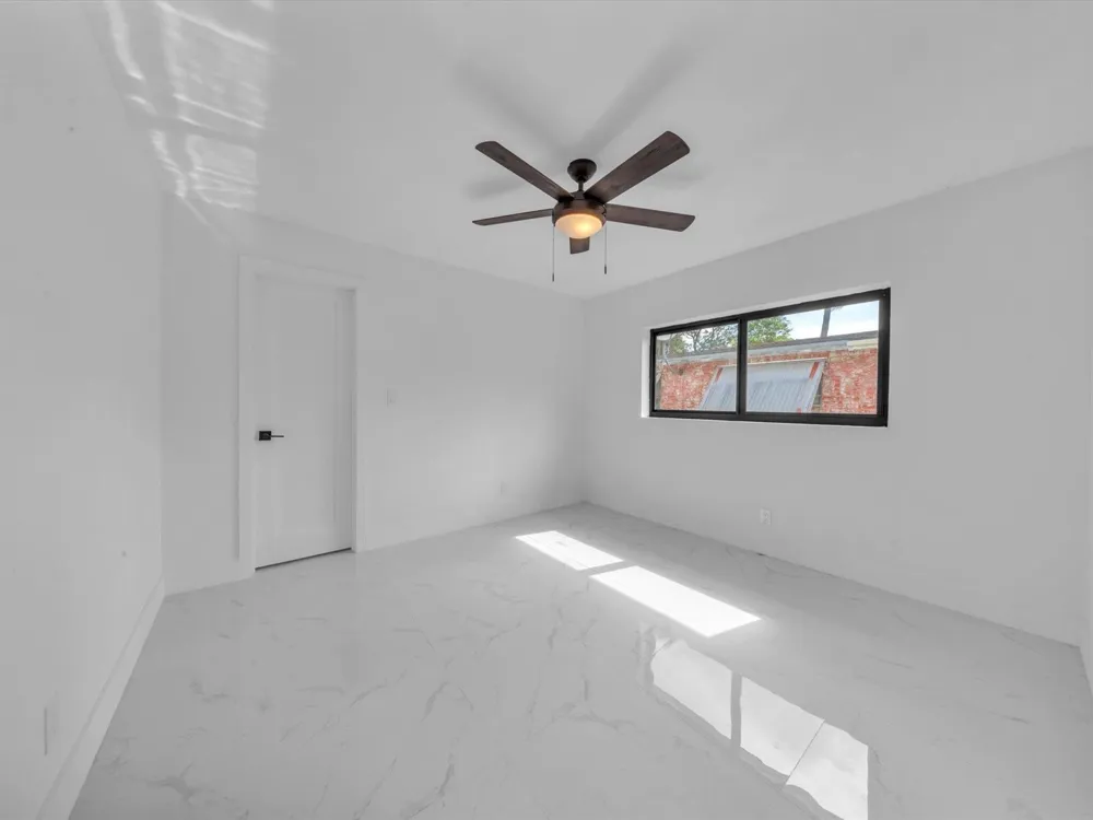 4531 SW 20th Street West Park, FL 33023