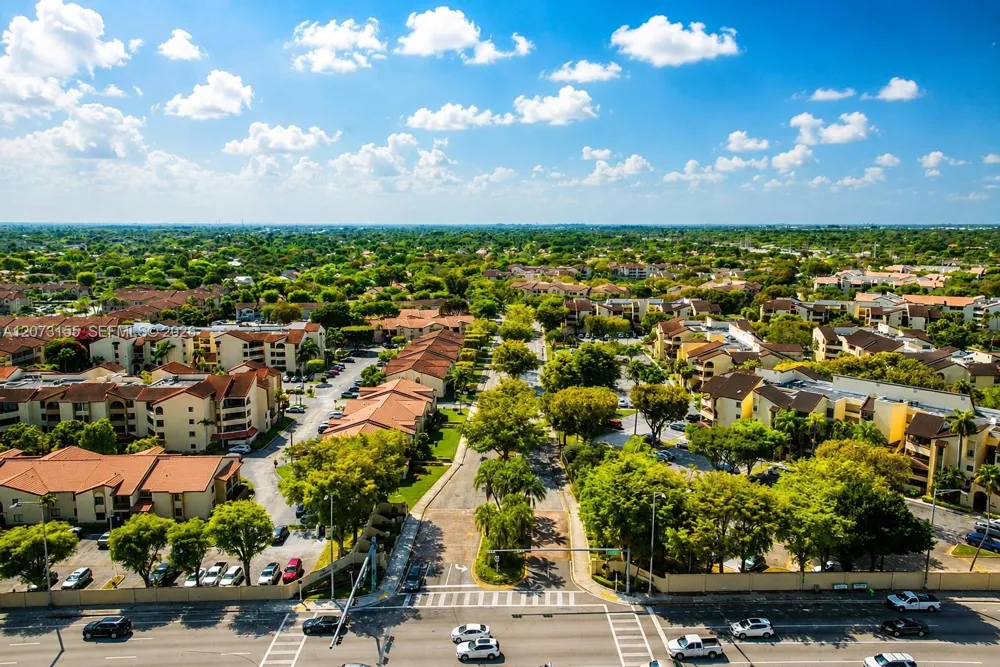 9285 SW 125th Ave #306 Miami, FL 33186